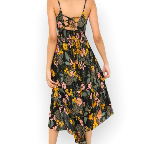 Angie Black Floral Midi Dress - Picture 2 of 6